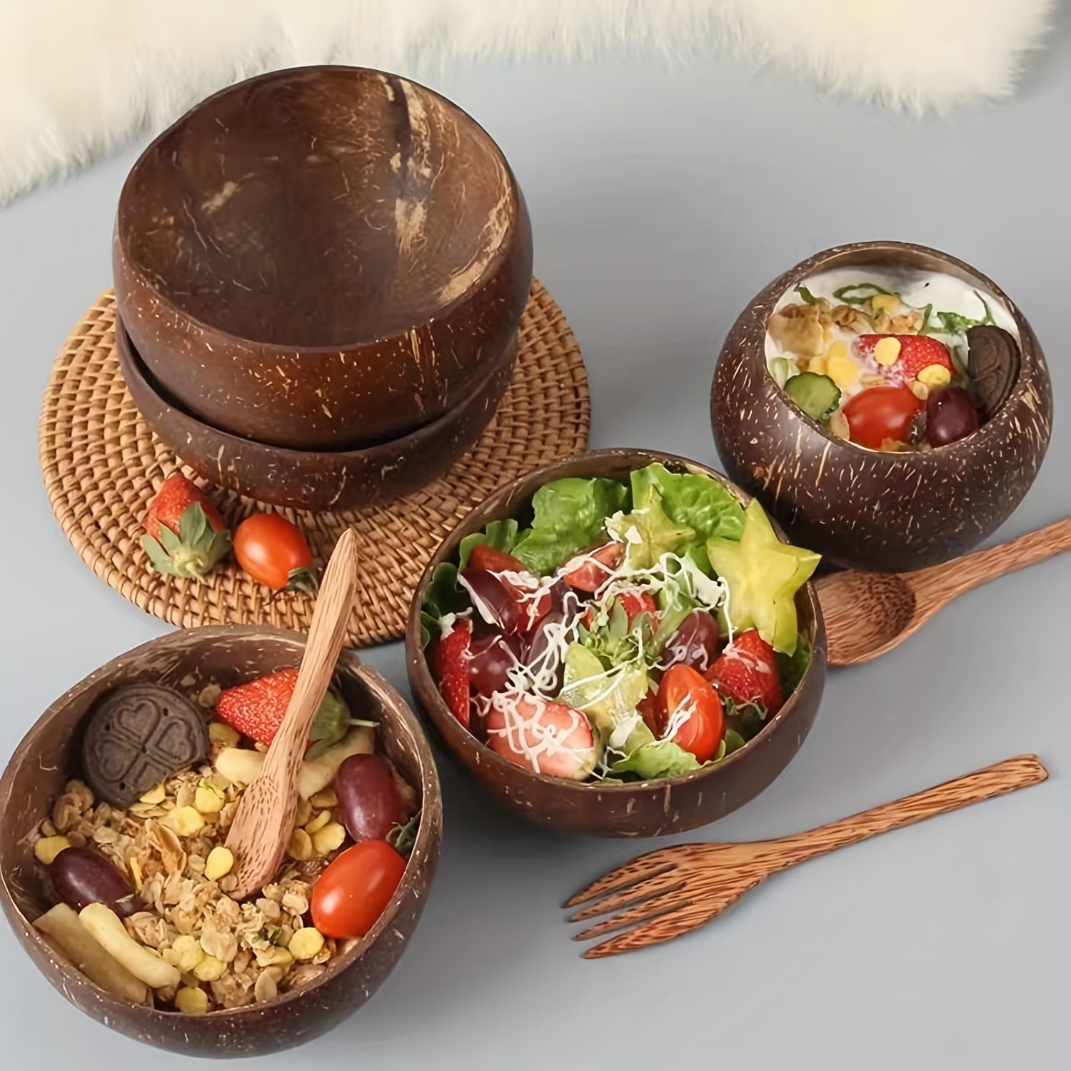 1 set of 4, two coconut bowls and two wooden spoons, coconut bowl and wooden spoon set, healthy vegetarian salad bowl set, ice cream bowl, natural coconut bowl