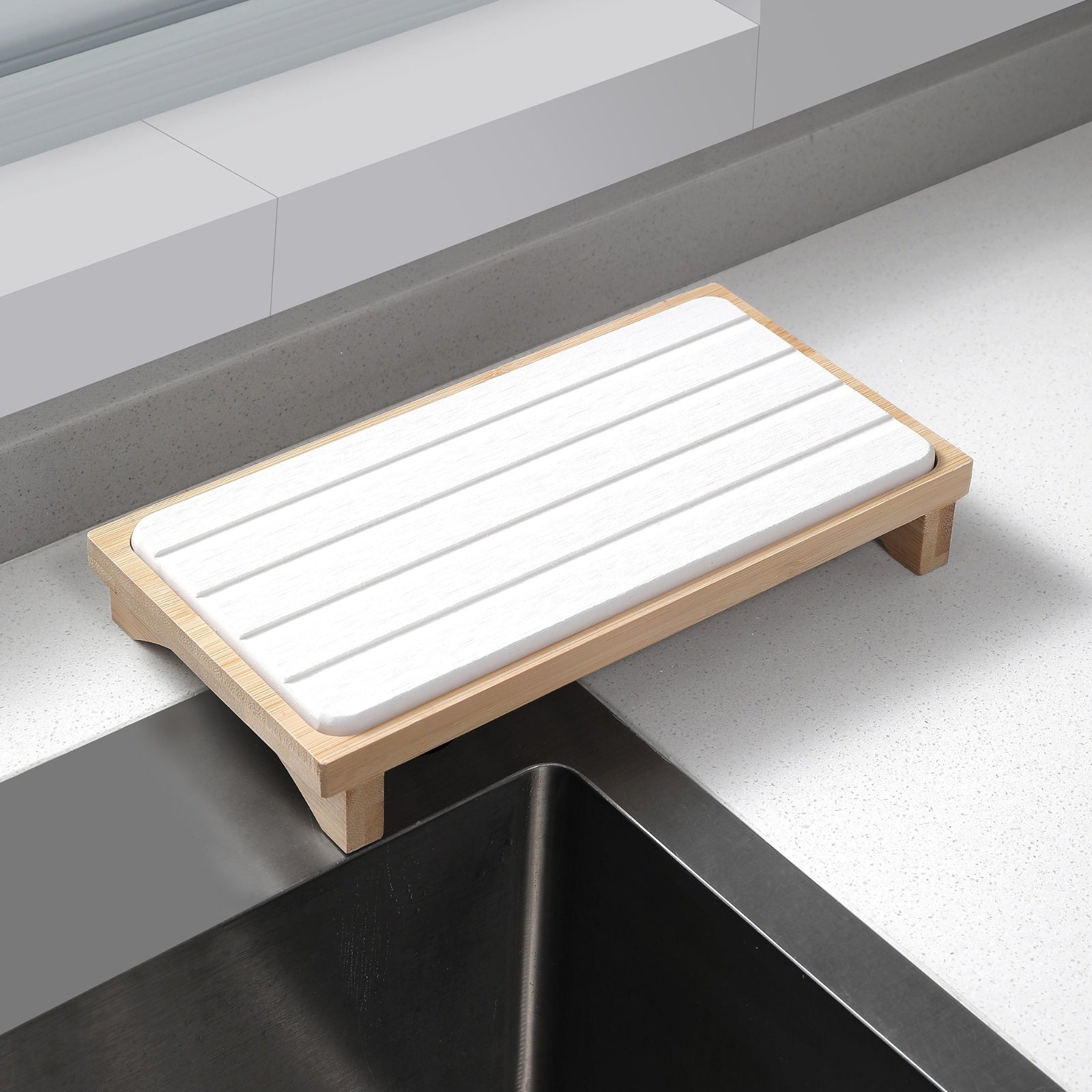 Bamboo Diatomaceous Earth Absorbent Mat