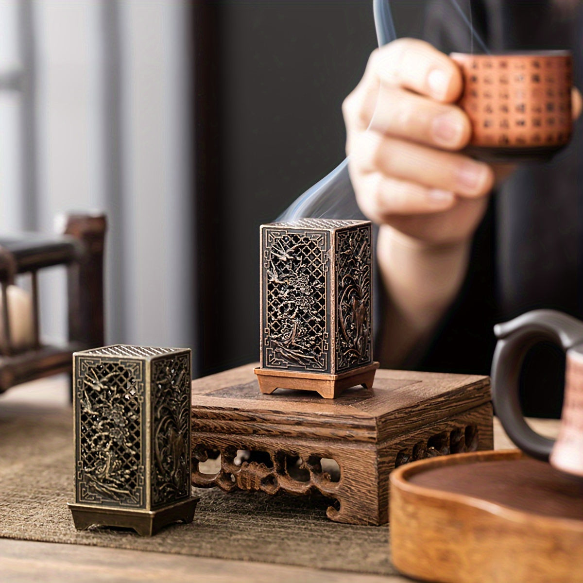 Metal Traditional Chinese Plum Blossom Design Incense Holder - Alloy Orchid Bamboo Chrysanthemum Stand for Home Aroma Relax