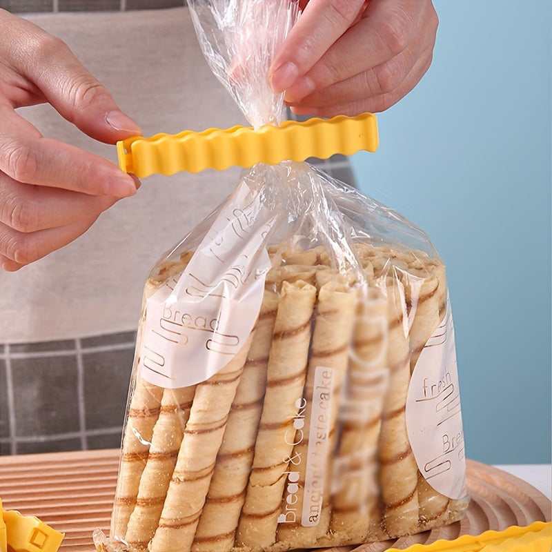 12pcs Potato Chip-Shaped Seal Clips and Snack Storage Box Set - Perfect for French Fries, Kitchen Freshness Preservation, and Refrigerator Organization