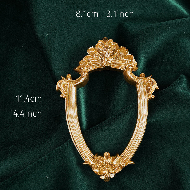 [1pc Elegant Golden Photo Frame] 1pc, Vintage Golden Photo Frame - Elegant Home Decor and Jewelry Display for Desktop Photos