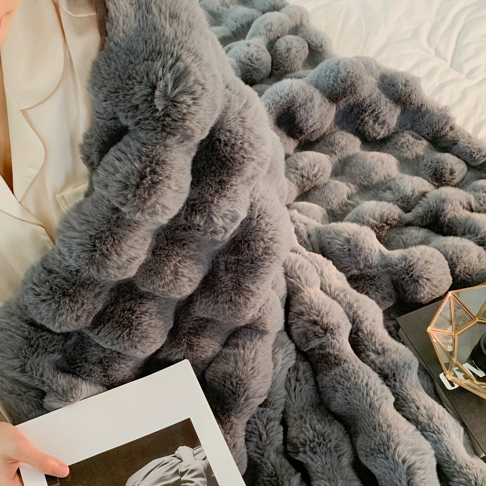 Traditional-Style Plush Double-Layer Leisure Blanket, All-Season Cozy Fleece Comforter with Non- Weave, 100% Polyester, Multipurpose, Machine Washable, No-Print Solid Pattern - Ideal for Air Conditioning, Travel, and Siesta Use, Christmas present