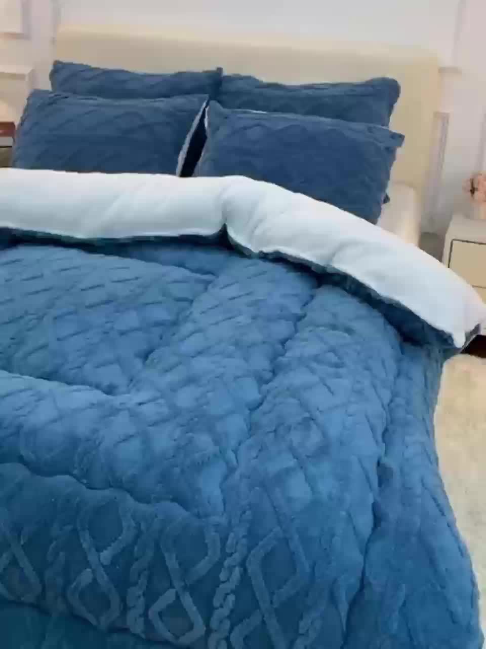 Soft and Thick Luxurious Taffeta Comforter