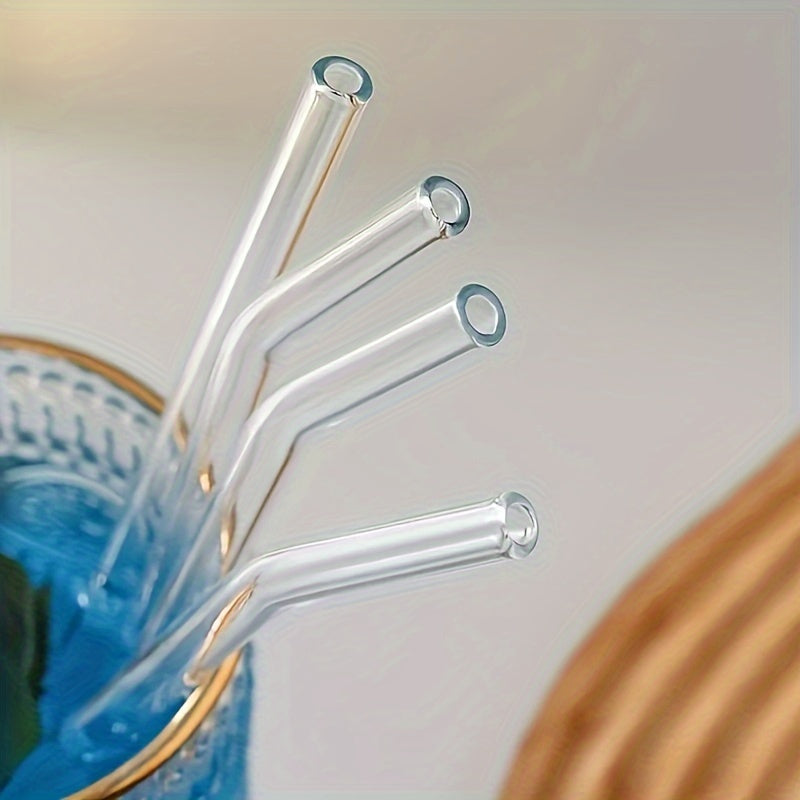 One set of 6 straws + 1 brush. High borosilicate transparent glass straws, heat-resistant, washable and reusable juice straws