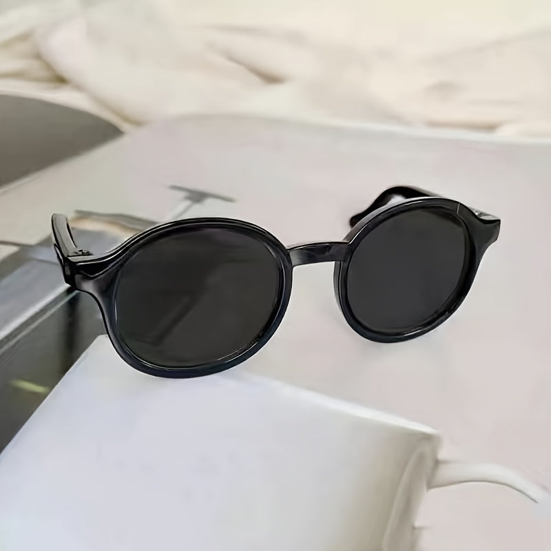Multi-color plastic glasses for doll