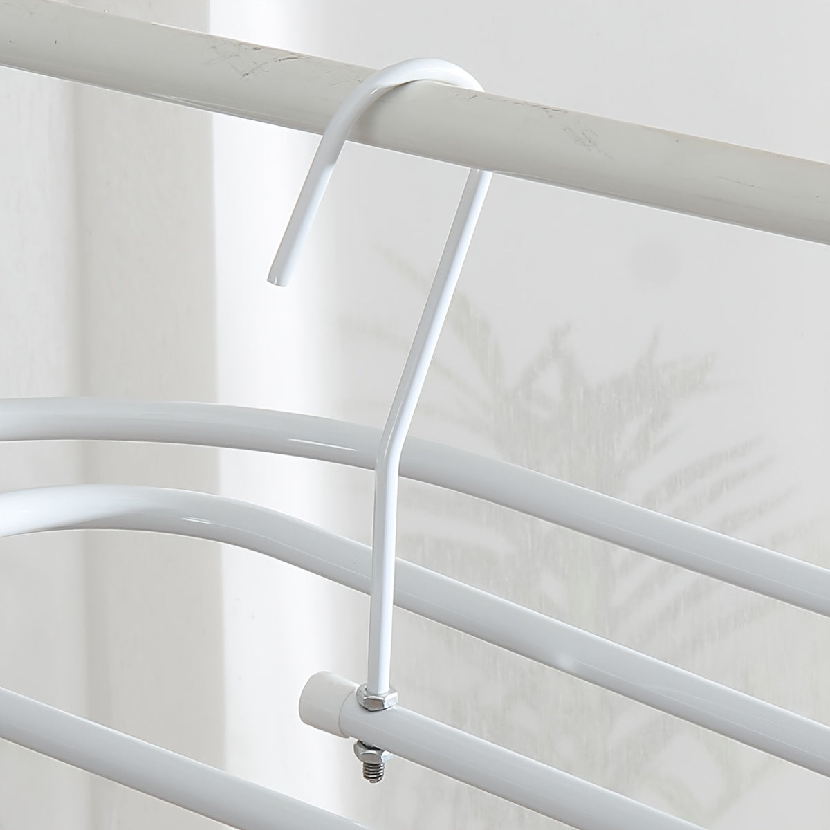[Rotating Metal Drying Rack] 360-Degree Rotating Spiral Home Drying Rack - Metal Hanger for Quilts and Bed Sheets - Easy Installation, Bedroom Organizers And Storage