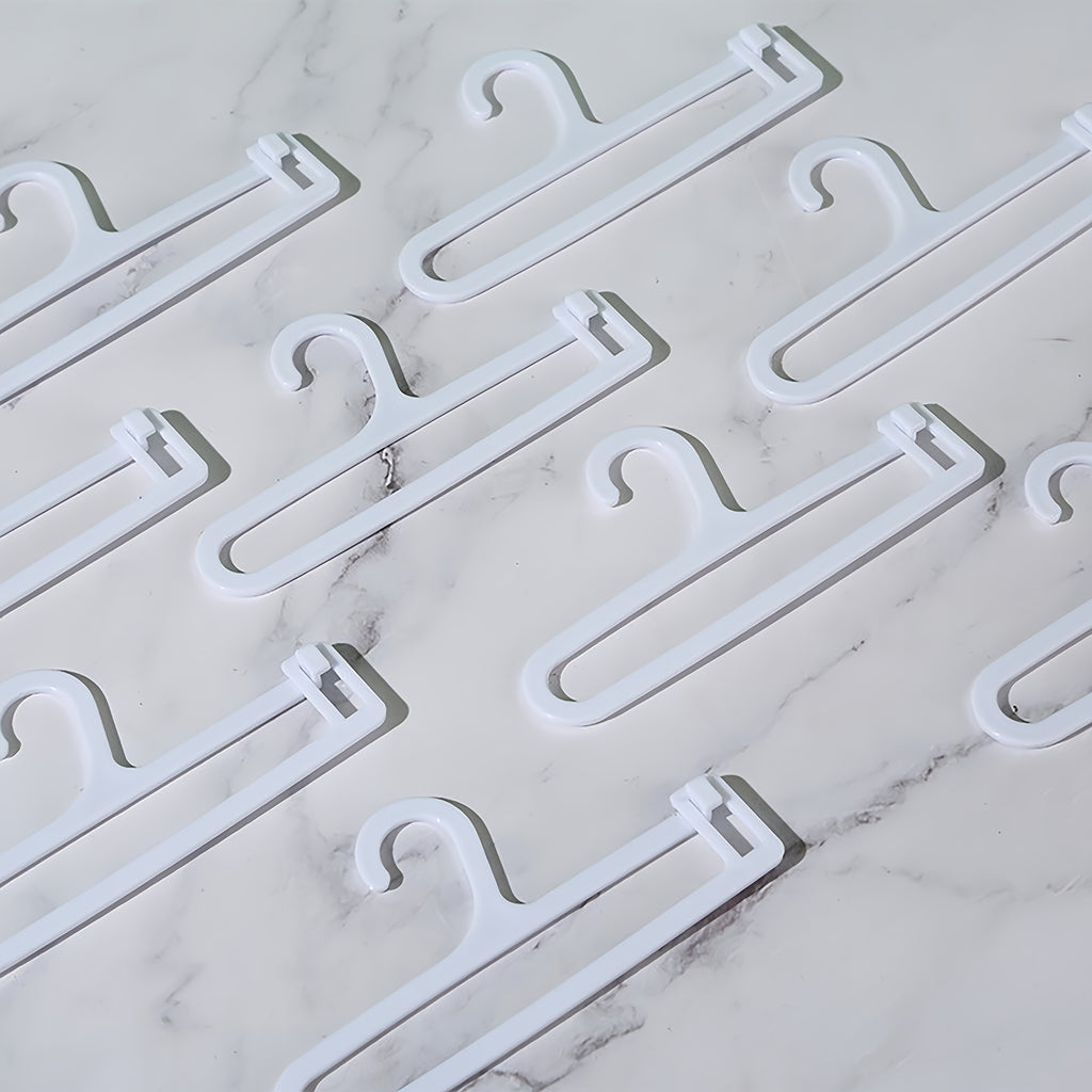 Six-piece white doll clothes hanger set, including 1 drying rack and 5 hangers, suitable for dollhouse clothing storage, display, collection, labubu macaron, doll clothes hanger