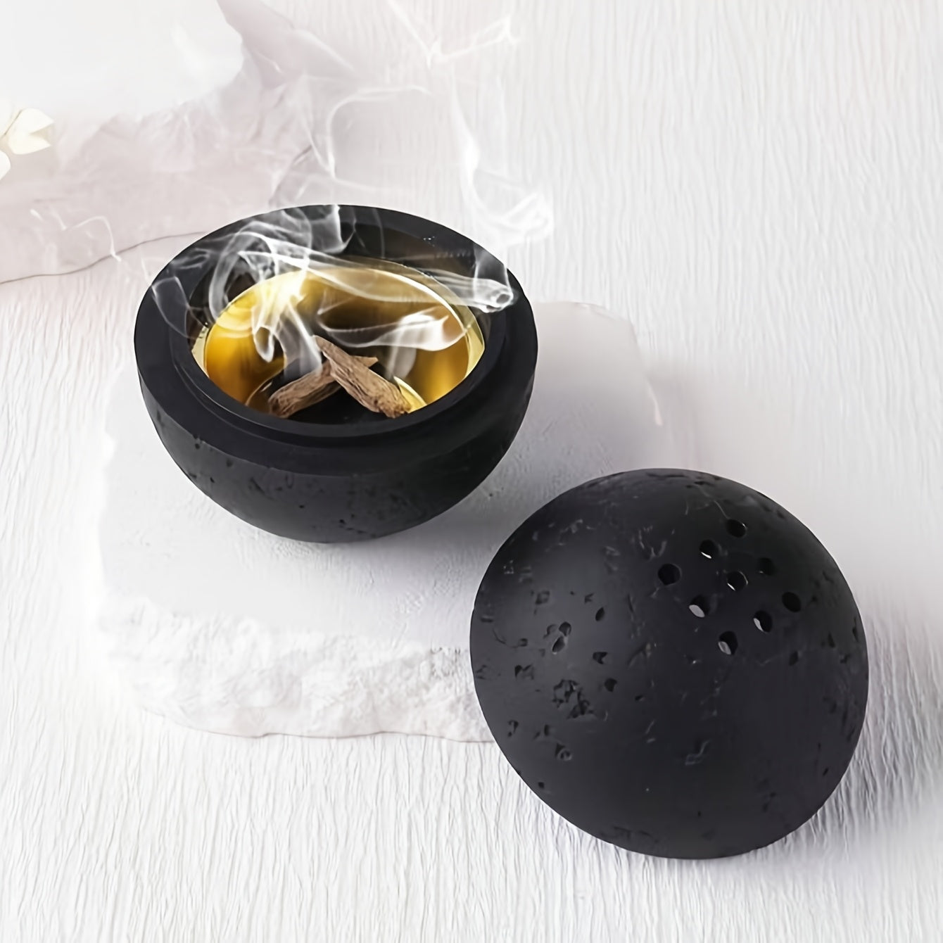 Minimalist Resin Round Aromatherapy Burner