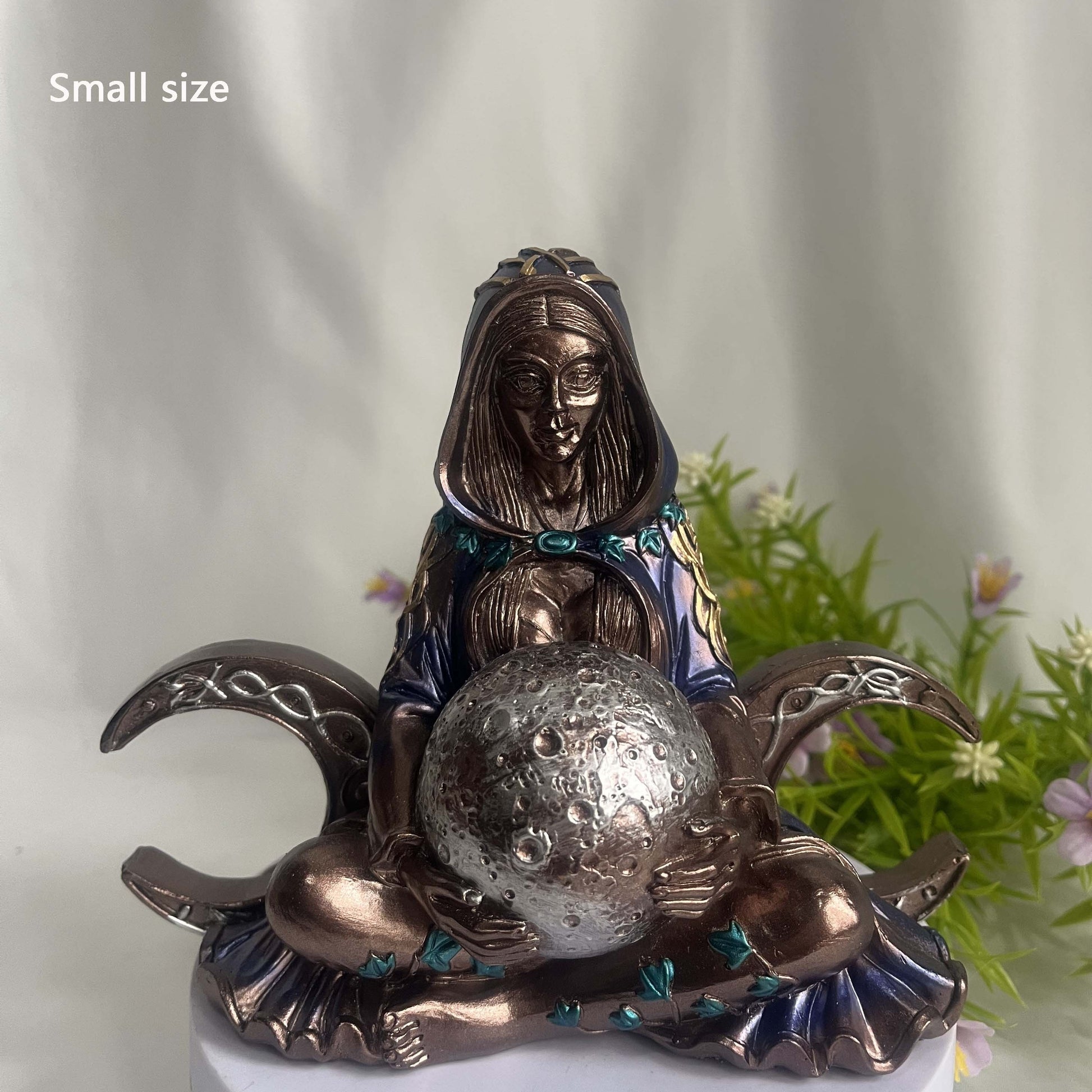 1pc Exquisite Mother Earth Gaia Goddess Figurine Statue - Resin Classic Sculpture for Pagan Wiccan Home Decor, Women Gift, Zen Decor, Universal Holidays - Handcrafted Artistic Ornament for Various Room Types